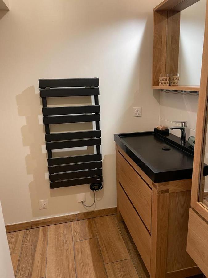Loft Le Cosy Coeur De Ville Stationnement Privatif Лимож Екстериор снимка