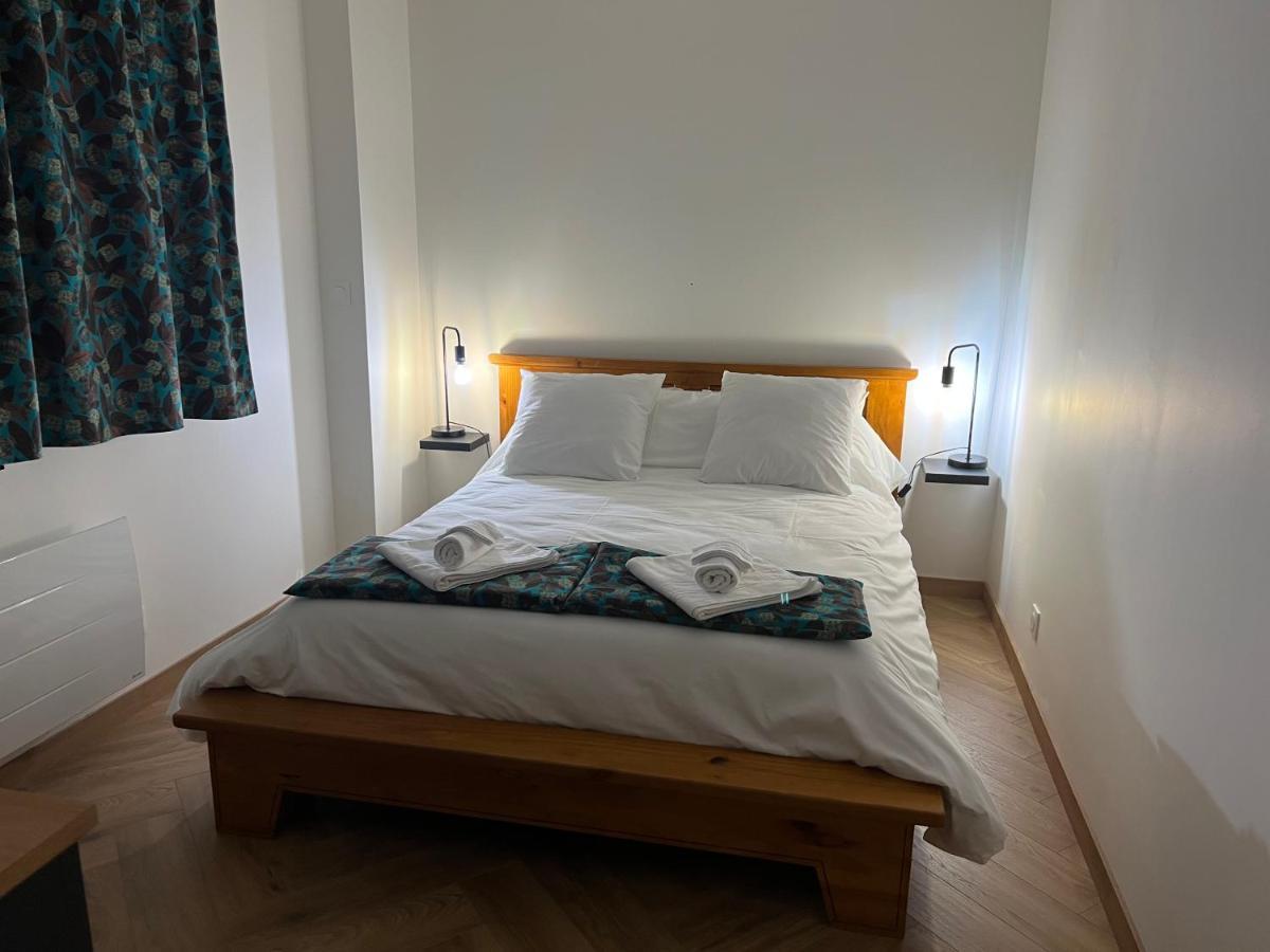 Loft Le Cosy Coeur De Ville Stationnement Privatif Лимож Екстериор снимка